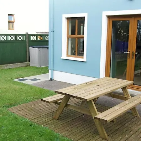 Let - New Town * Dingle